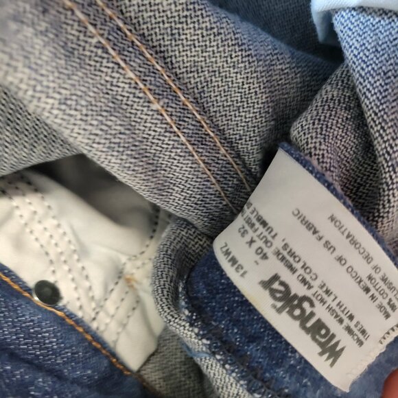 Lot of 4 Wrangler  Mens Jeans New without tag Mix sizes - Picture 6 of 6